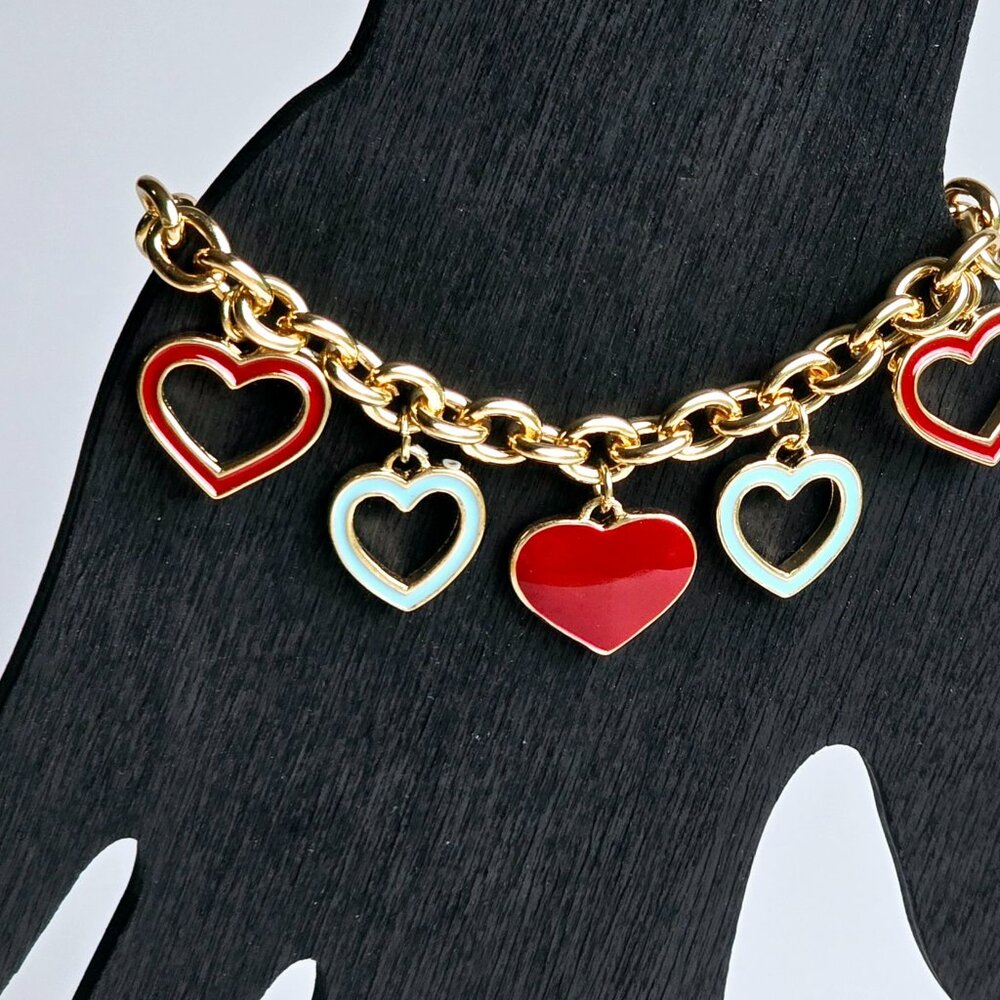 Bracelet With‎ Hearts - Picture 2 of 4